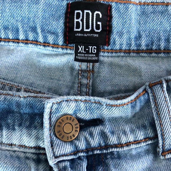 BDG Distressed Jean Skirt - Picture 3 of 5